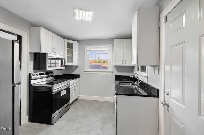 Building Photo - 109 Lincoln Ct