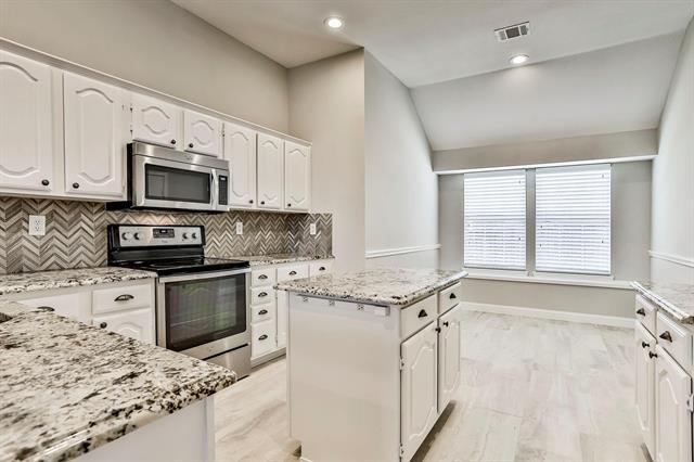 Building Photo - 4801 Baton Rouge Blvd