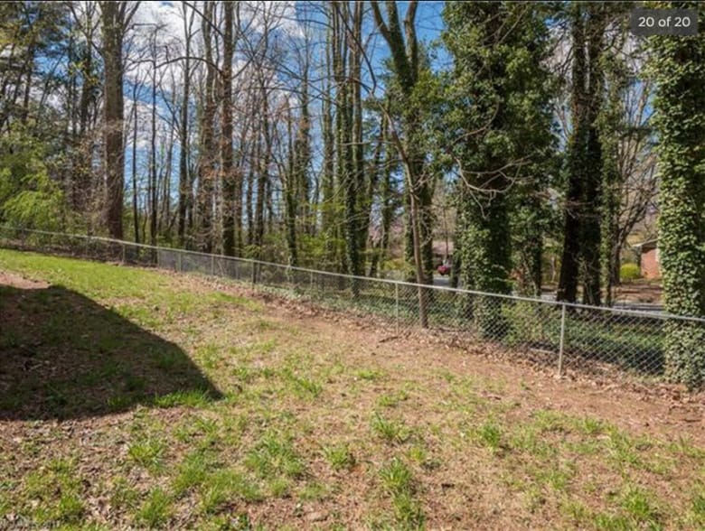 Building Photo - 32 S Oak Forest Dr