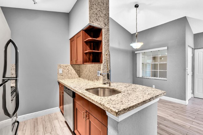 Building Photo - 2850 N Oakland Forest Dr