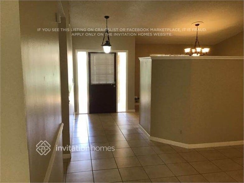 Building Photo - 5016 NW 66th Dr
