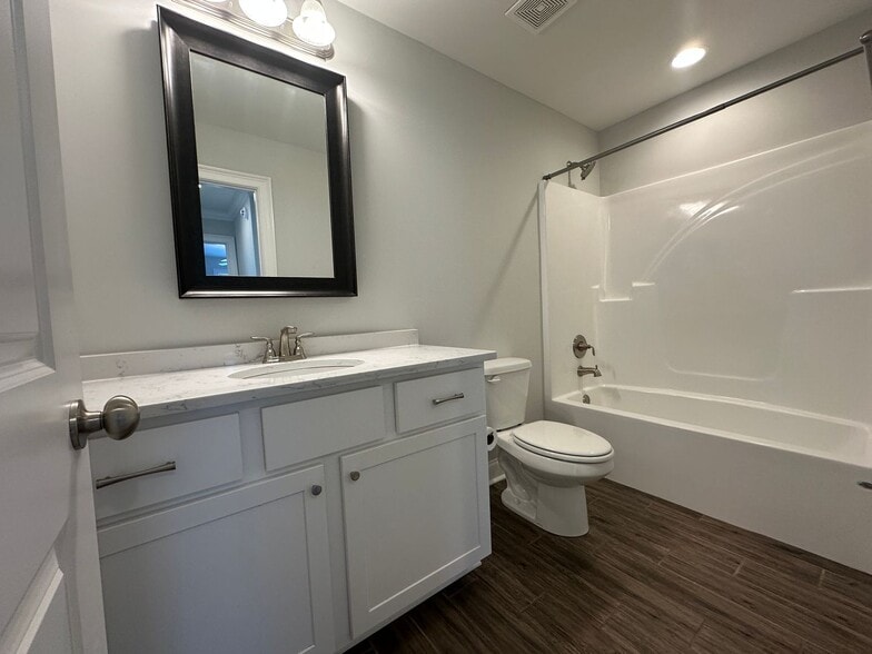 Building Photo - Cottage Style 4 Bedroom Home in Camden Ridge