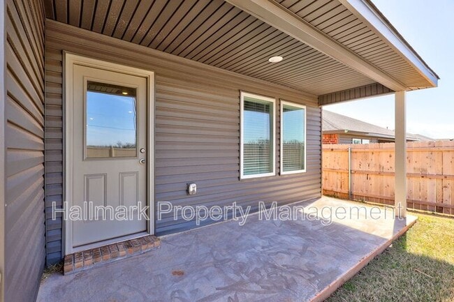 Building Photo - 4109 Sara Pk Dr