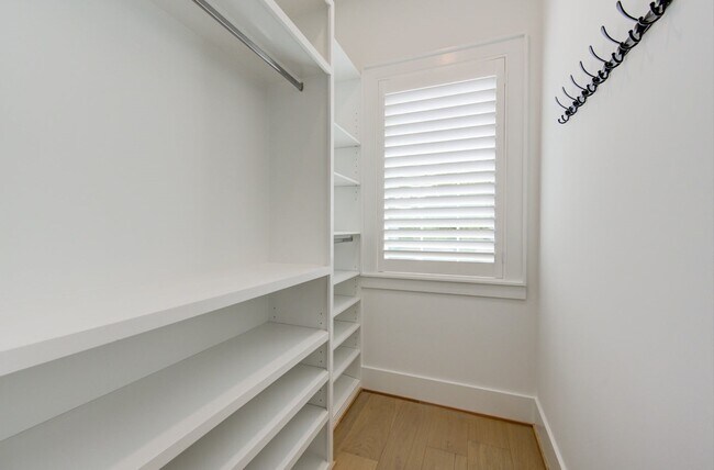 Building Photo - 1726 Wilde Rock Way