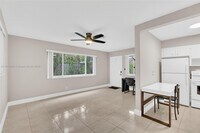 Building Photo - 1015 W Las Olas Blvd