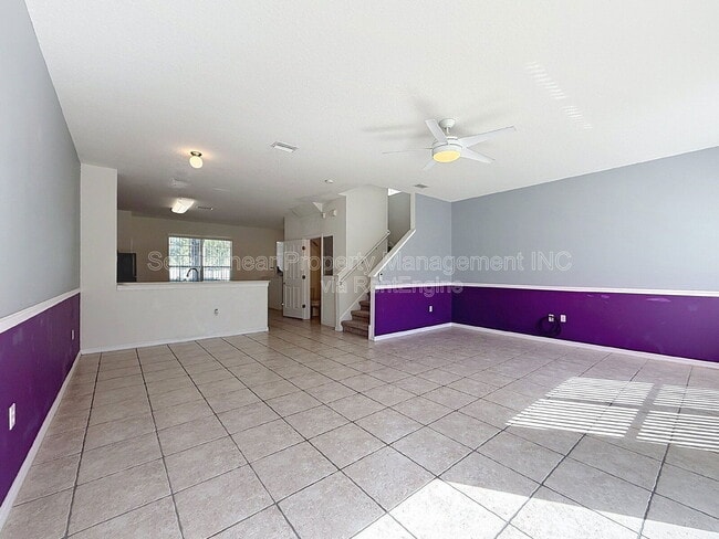 Building Photo - 8722 Eleanor Ct