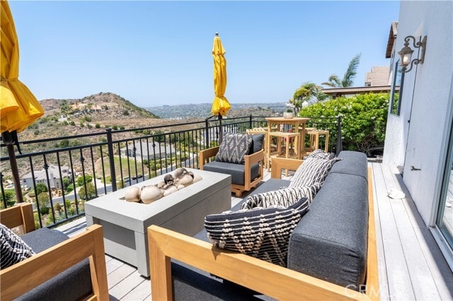 Building Photo - 6206 E Cliffway Dr