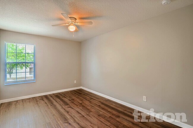 Building Photo - 10624 Bamboo Rod Cir