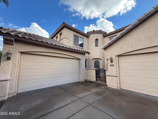 Building Photo - 2807 E Desert Broom Pl