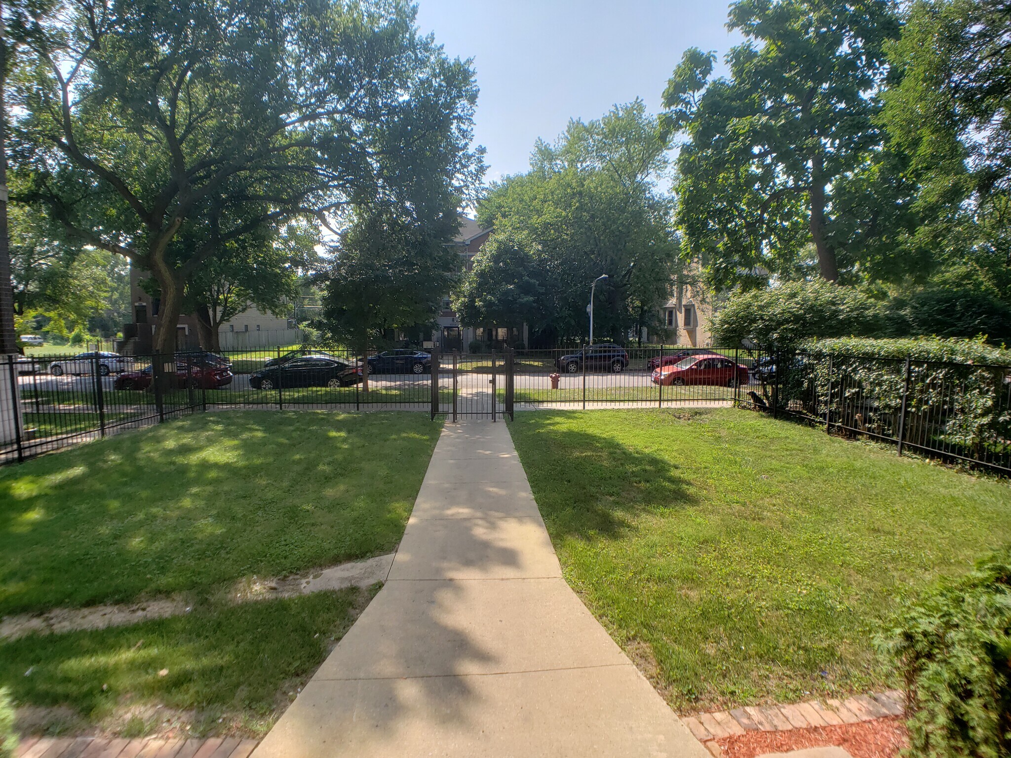 Building Photo - 6529 S Kimbark Ave