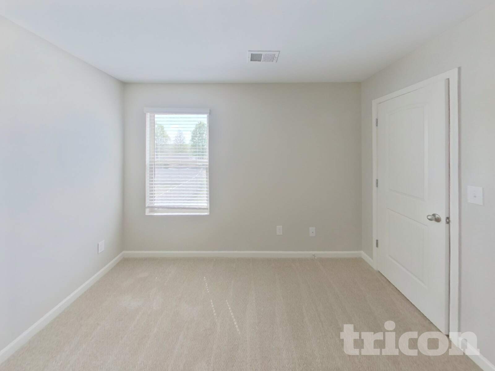 Building Photo - 1405 Veranda Ln