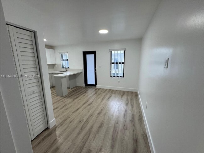 Building Photo - 1971 NW 2nd Ct