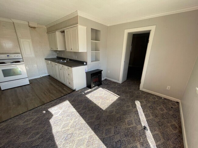 Building Photo - Coldwater Road