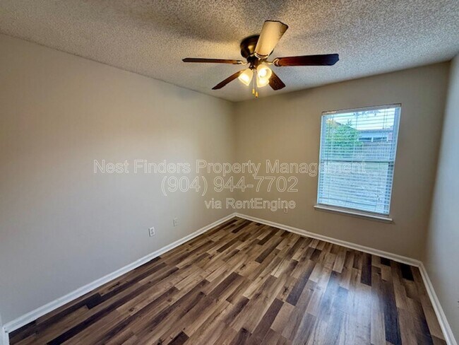 Building Photo - 12344 Sondra Cove Trail N