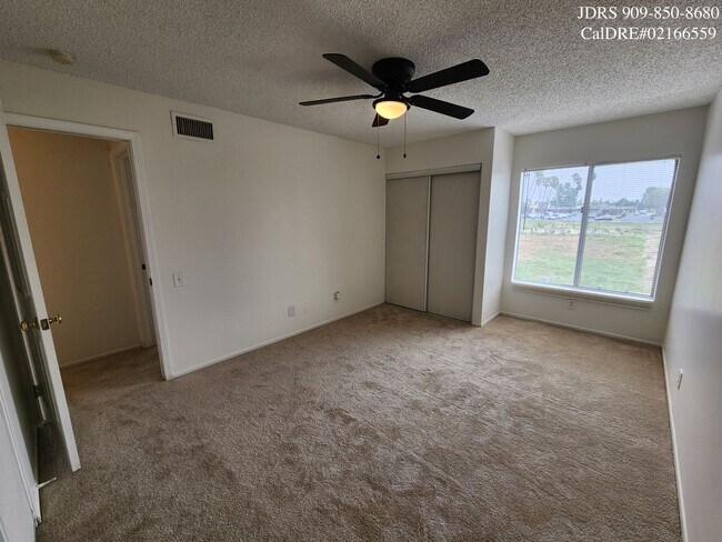 Building Photo - 10495 Adobe Ct