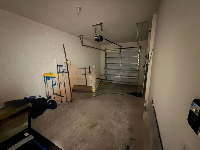 Building Photo - 641 Preston Cv Dr