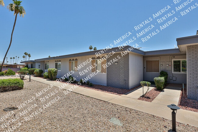Building Photo - 13610 N 108th Dr