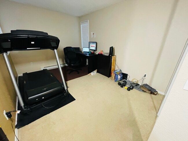 Building Photo - 12521 NE 117th Pl