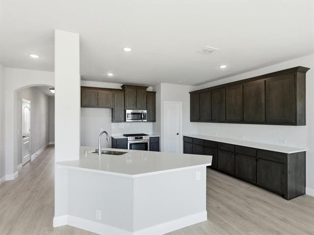 Building Photo - 624 Pawprint Holw