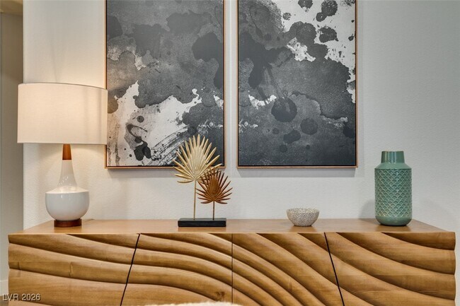 Building Photo - 75 N Valle Verde Dr