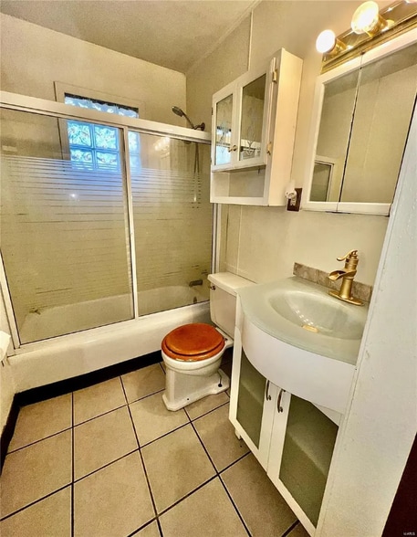 Building Photo - 1709 Andrews Dr