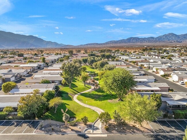 Building Photo - 15300 Palm Dr