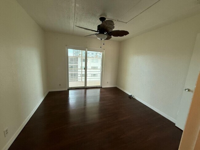 Building Photo - 4500 N Flagler Dr