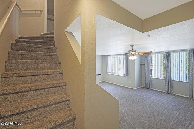 Building Photo - 1701 E Colter St