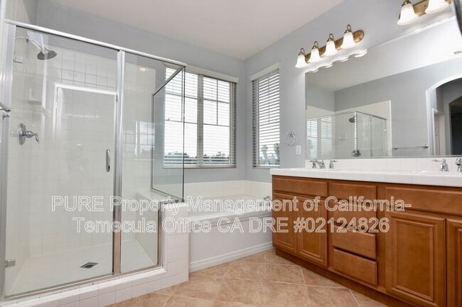 Building Photo - 35808 Chalet Ct