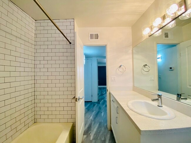 Building Photo - Modern living in this completely updated 2...