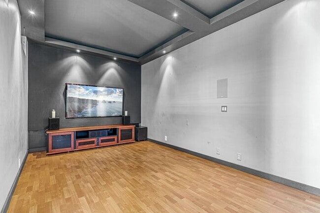 Building Photo - Beautiful Estate for Rent in Ashland