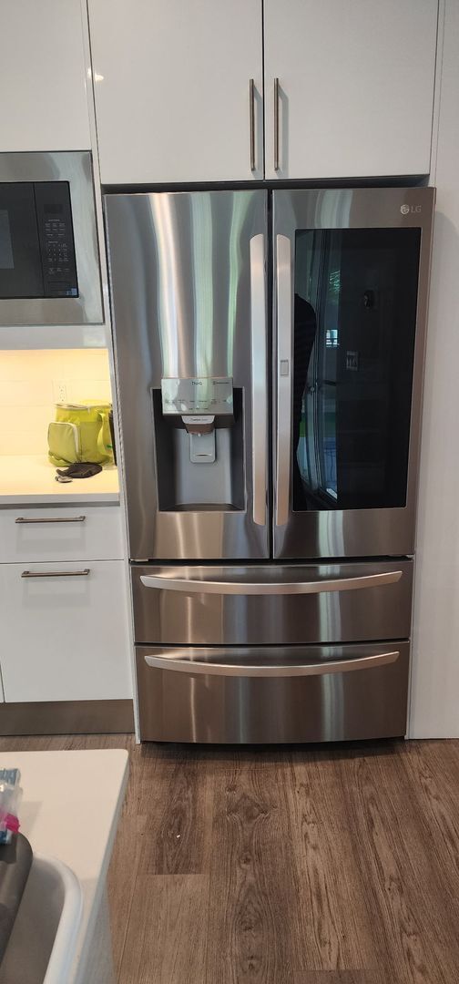 Building Photo - $3,800-Two-Story 4 Bedrooms, 2.5 Bathrooms Contemporary Home Awaits Your Tenancy!