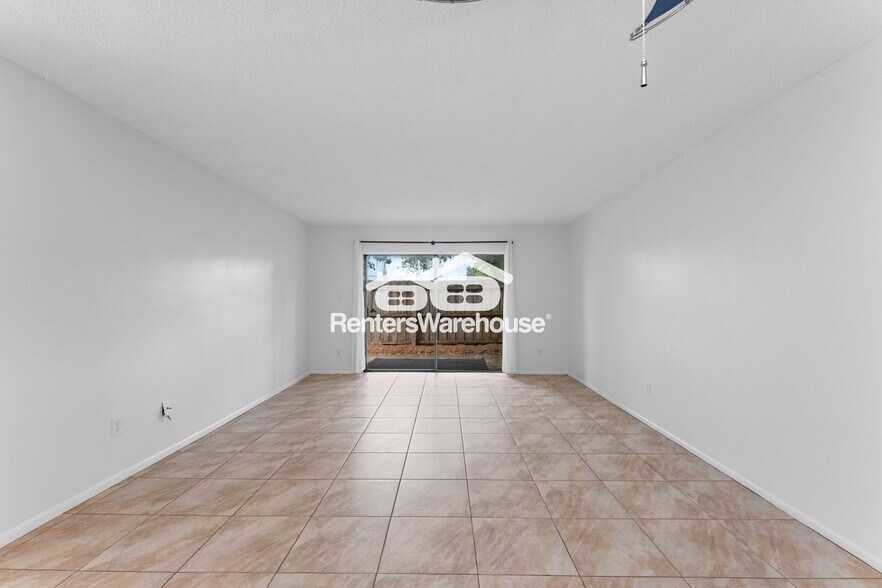 Building Photo - 7475 Canford Ct