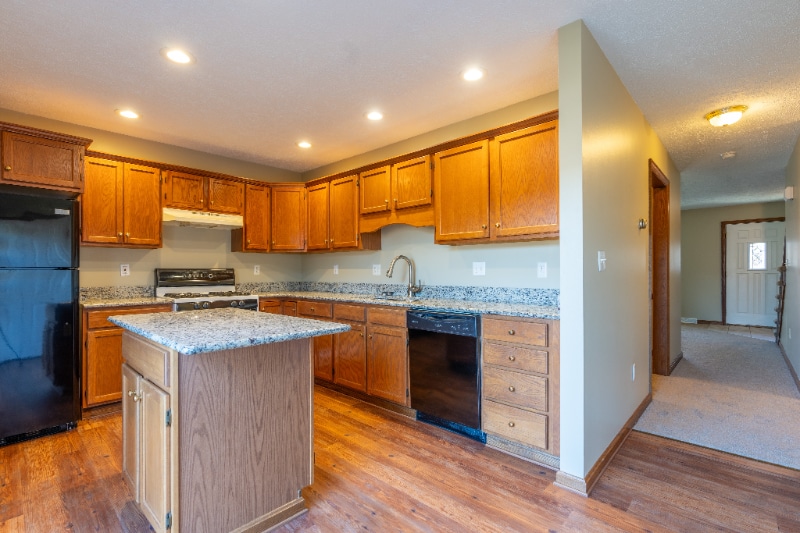 Building Photo - 3002 5th Ave