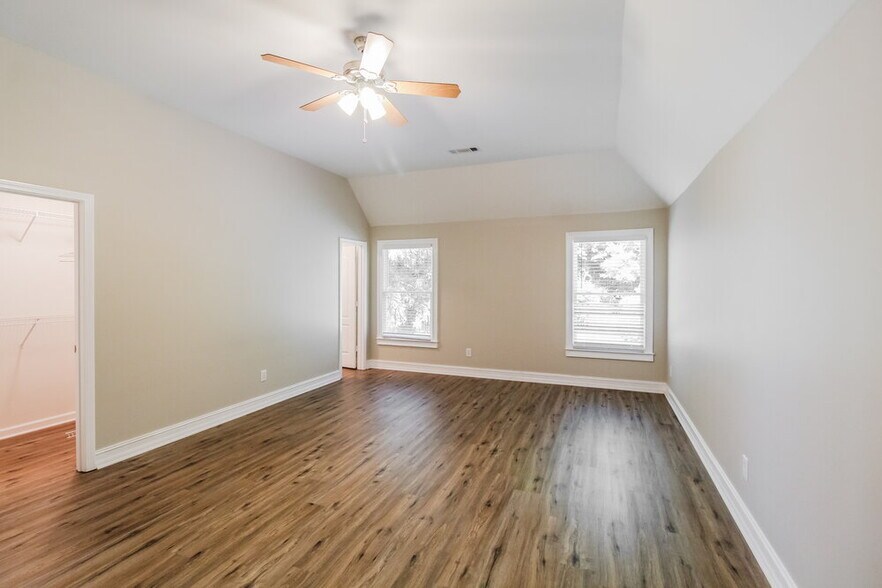 Building Photo - 655 Timber Ives Dr