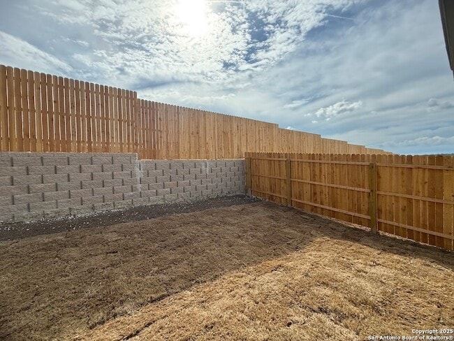 Building Photo - 267 Ottawa Way