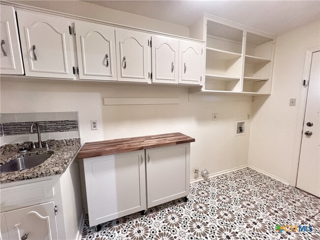 Building Photo - 1438 Plumeria St