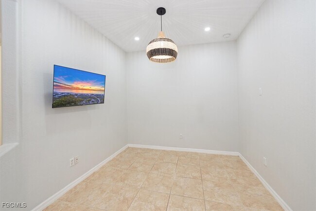 Building Photo - 21379 Bella Terra Blvd