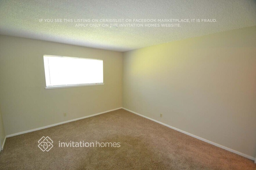 Building Photo - 2781 65th Ave