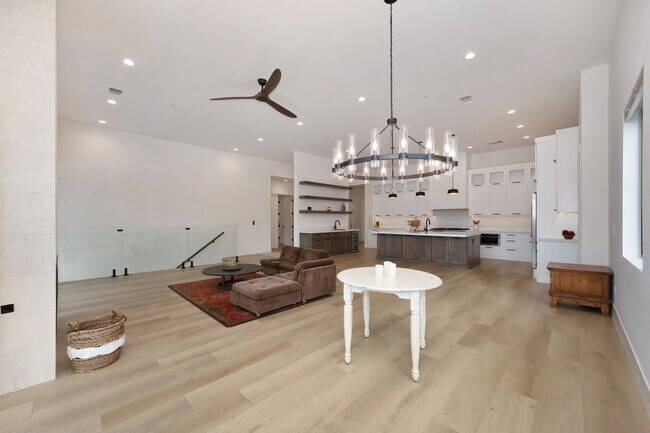 Building Photo - Waterfront 4 bed 4 bath 3,887 sq. ft.