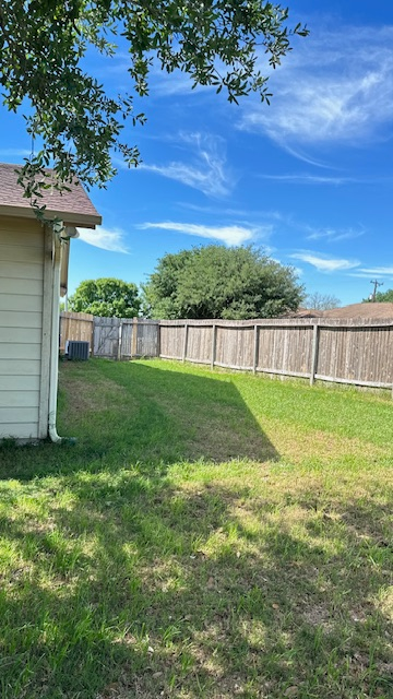 Building Photo - 6003 Flower Meadow