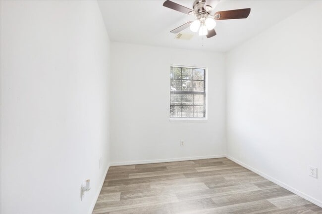 Building Photo - 11357 Gil Rodriguez Lp W