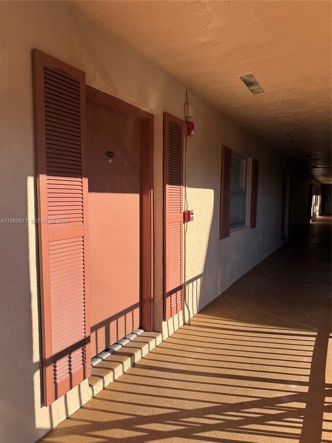 Building Photo - 11289 SW 88th St