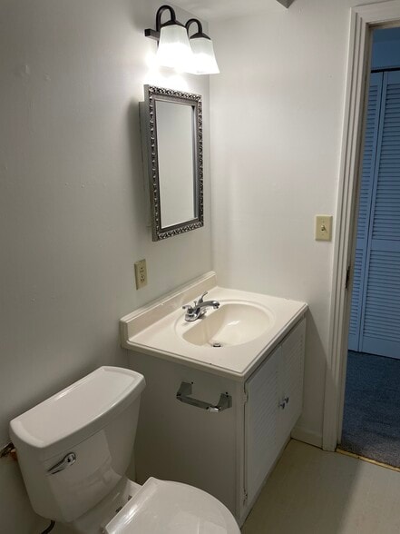 Bath - 147 N 16th St