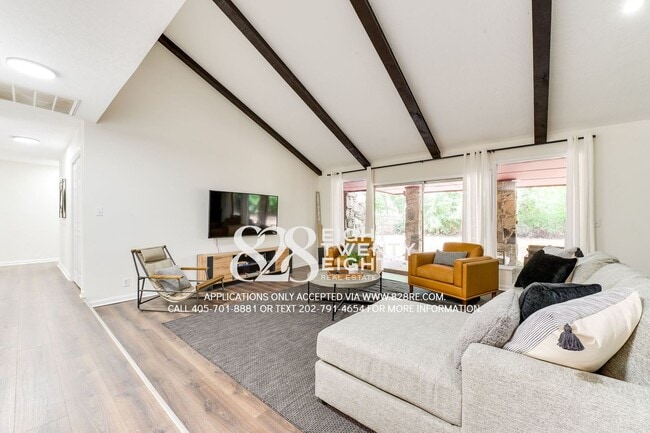 Building Photo - Talk About Unique! Must See 4 Bed/2 Bath S...
