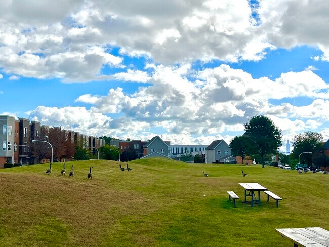 Building Photo - 1900 N Laramie Ave