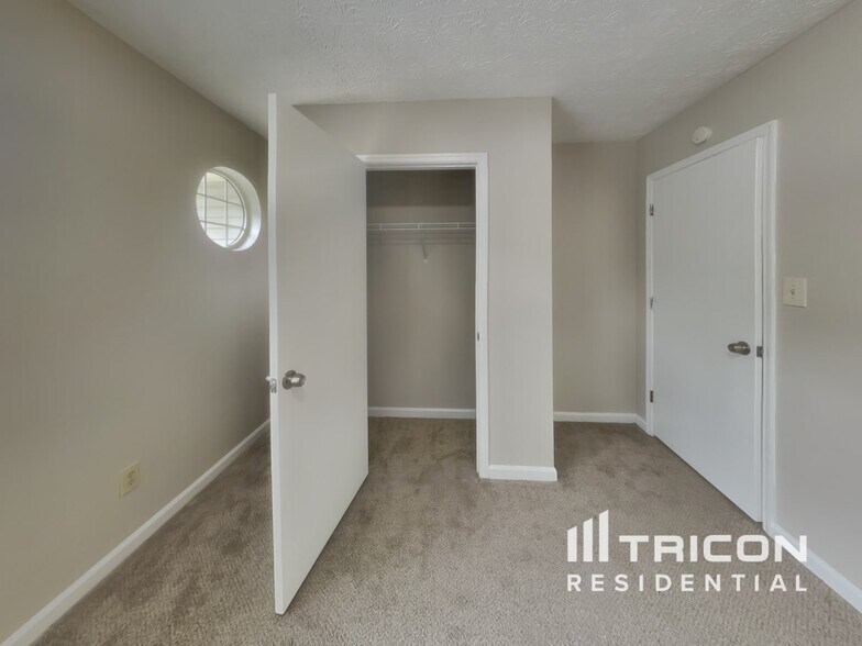 Building Photo - 3591 River Mill Ct