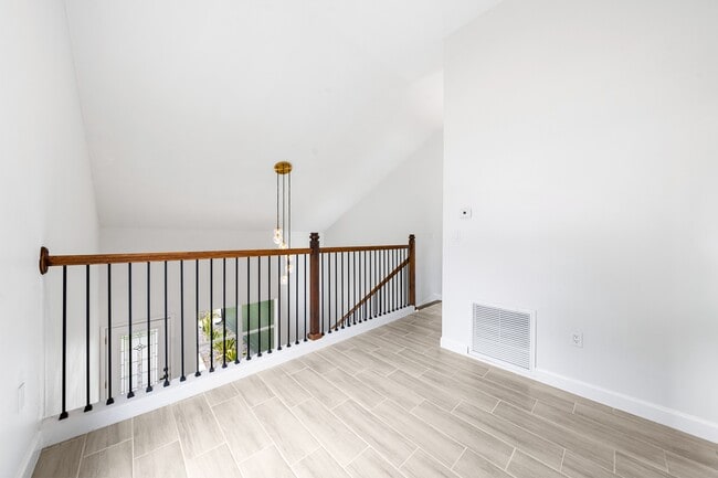 Building Photo - 5175 Moeller Ave
