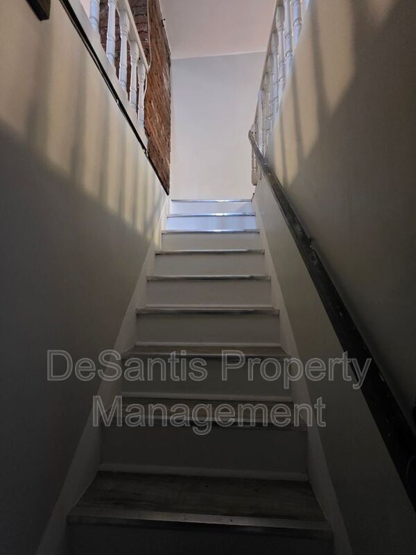 Building Photo - 2504 Olympia St