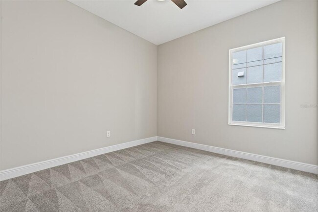Building Photo - 5607 Limelight Dr